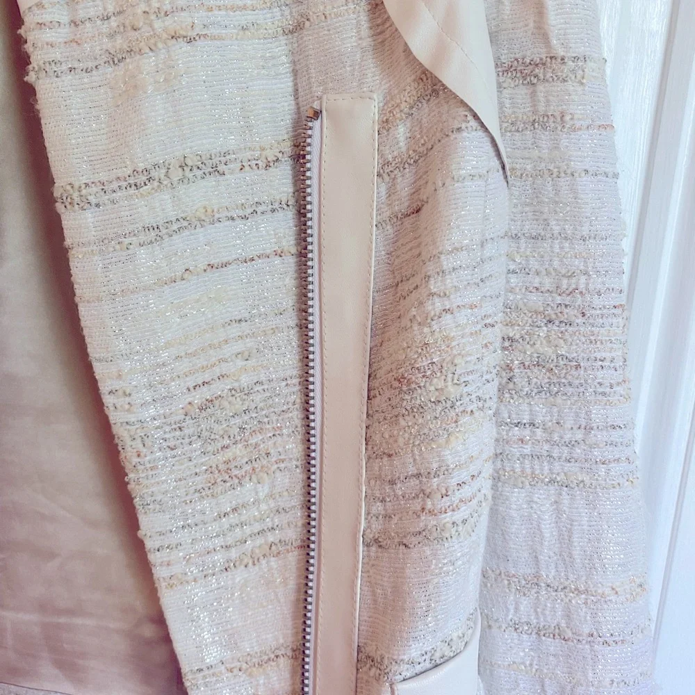 Jacket - Picture 3 of 5